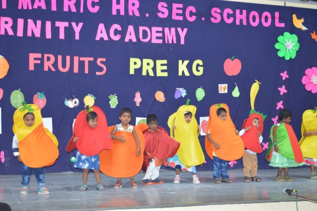 Monthly Programmes Titled Fruits by PreKG of Trinity Academy CBSE Krishnagiri 24 10 2018 3 2